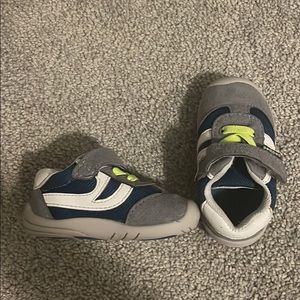 PediPed shoes
